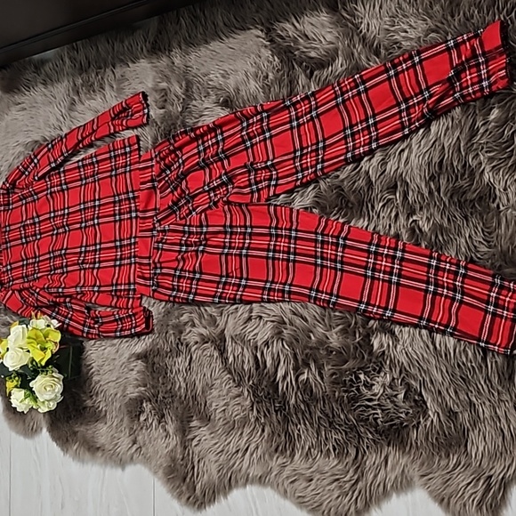 Laura Ashley Red Plaid Pajama Set - Picture 6 of 6